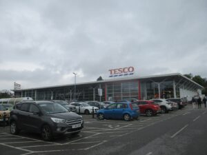 what do i need to know about working in supermarkets